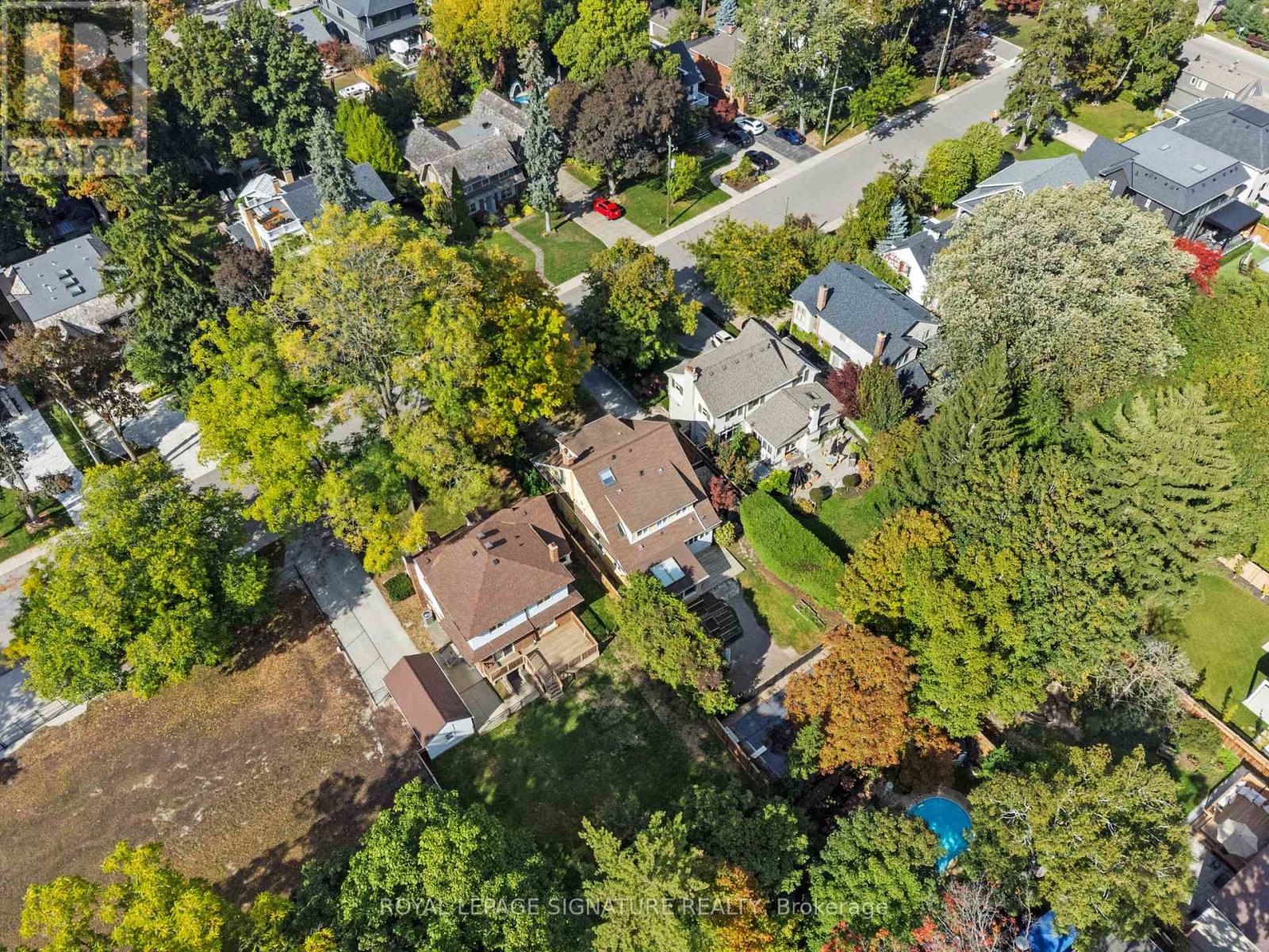 324 Spruce Street, Oakville, Ontario  L6J 2H1 - Photo 7 - W12450271