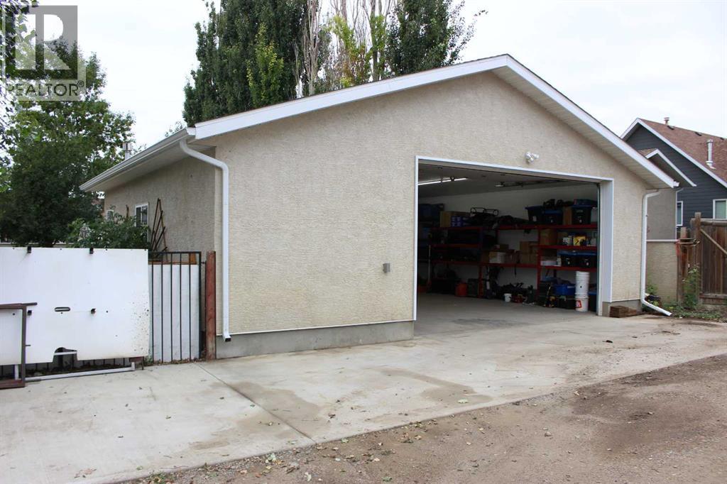 405 Willow Place, Picture Butte, Alberta  T0K 1V0 - Photo 32 - A2249520