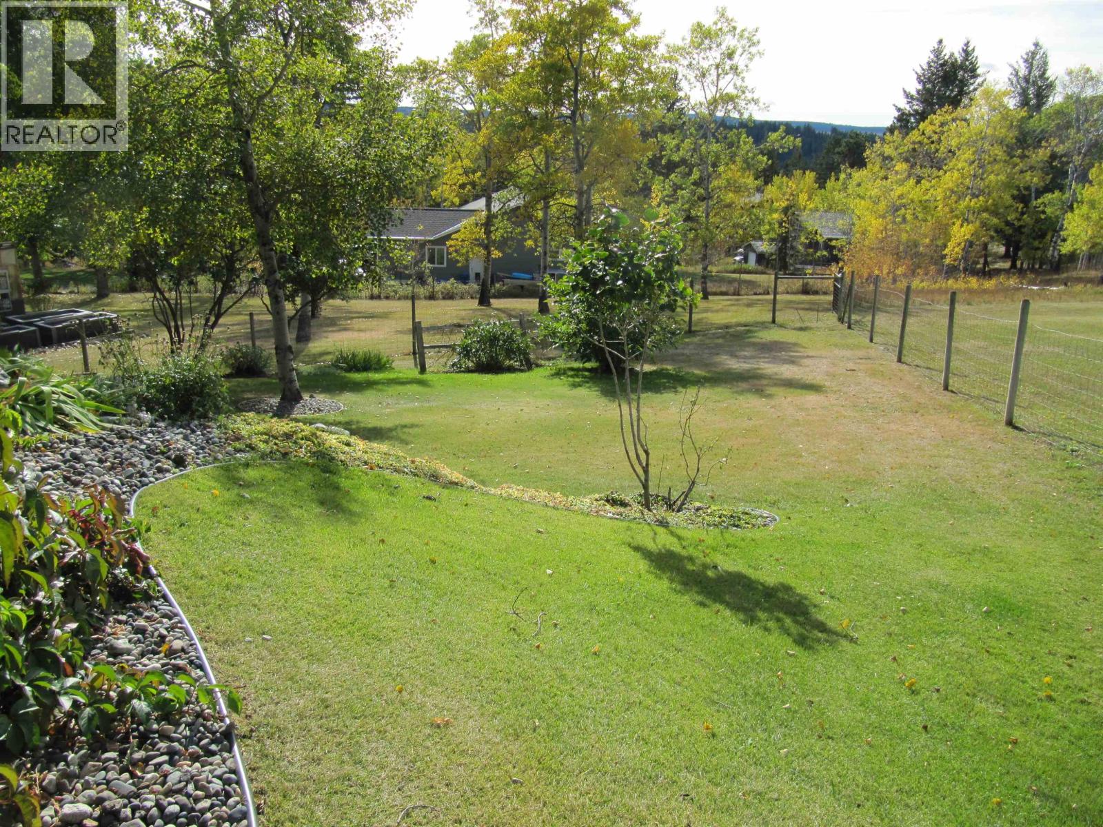 4838 Telqua Drive, 108 Mile Ranch, British Columbia  V0K 2Z0 - Photo 7 - R3055907