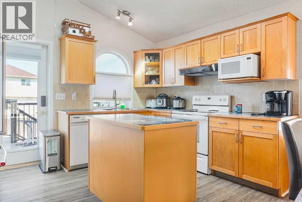 409 Red Crow Boulevard W, Lethbridge, Alberta  T1K 7H8 - Photo 9 - A2252000