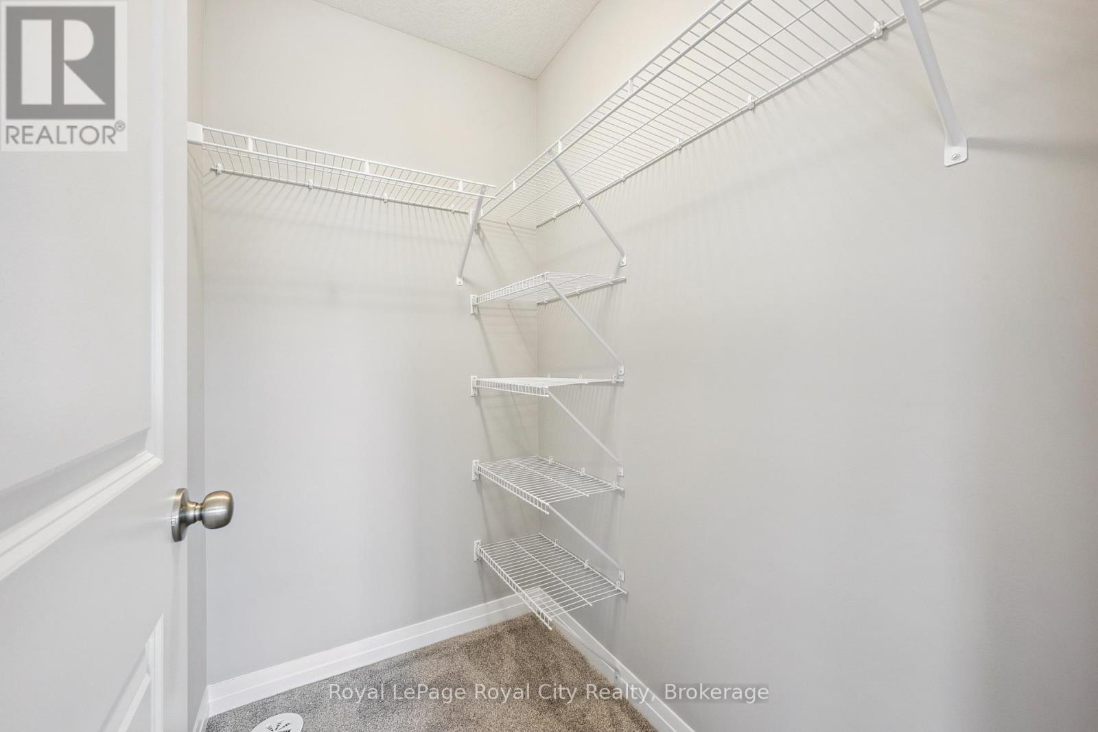 24 Arabella Drive, Guelph, Ontario  N1L 1B3 - Photo 18 - X12450326