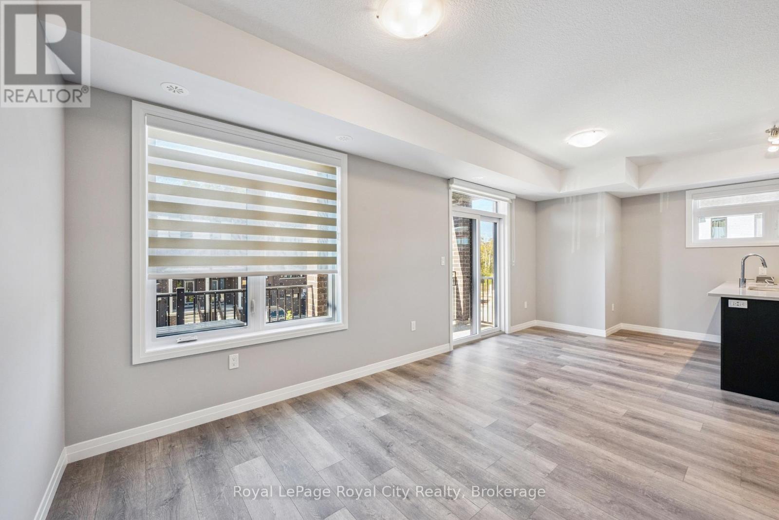 24 Arabella Drive, Guelph, Ontario  N1L 1B3 - Photo 6 - X12450326