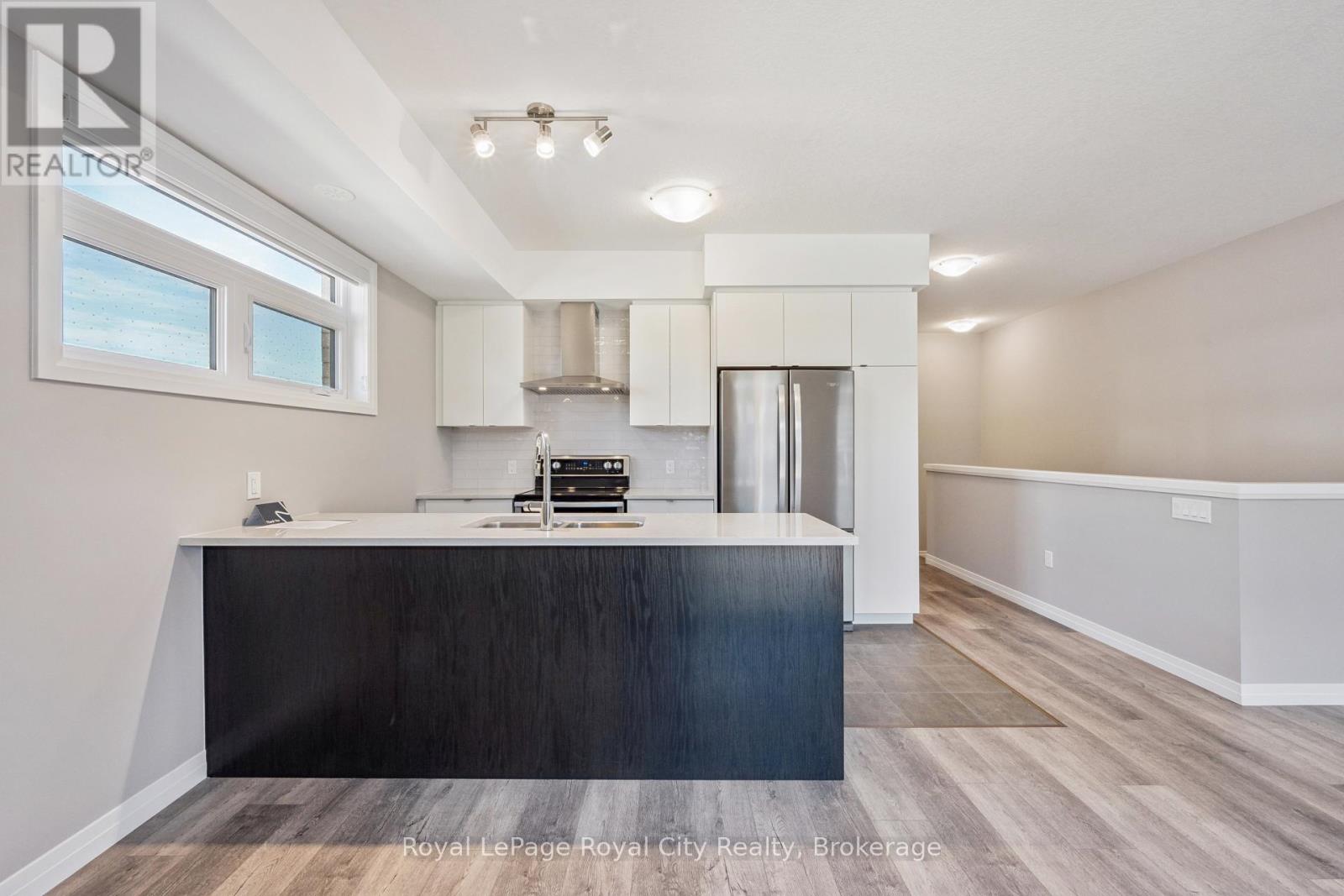 24 Arabella Drive, Guelph, Ontario  N1L 1B3 - Photo 9 - X12450326