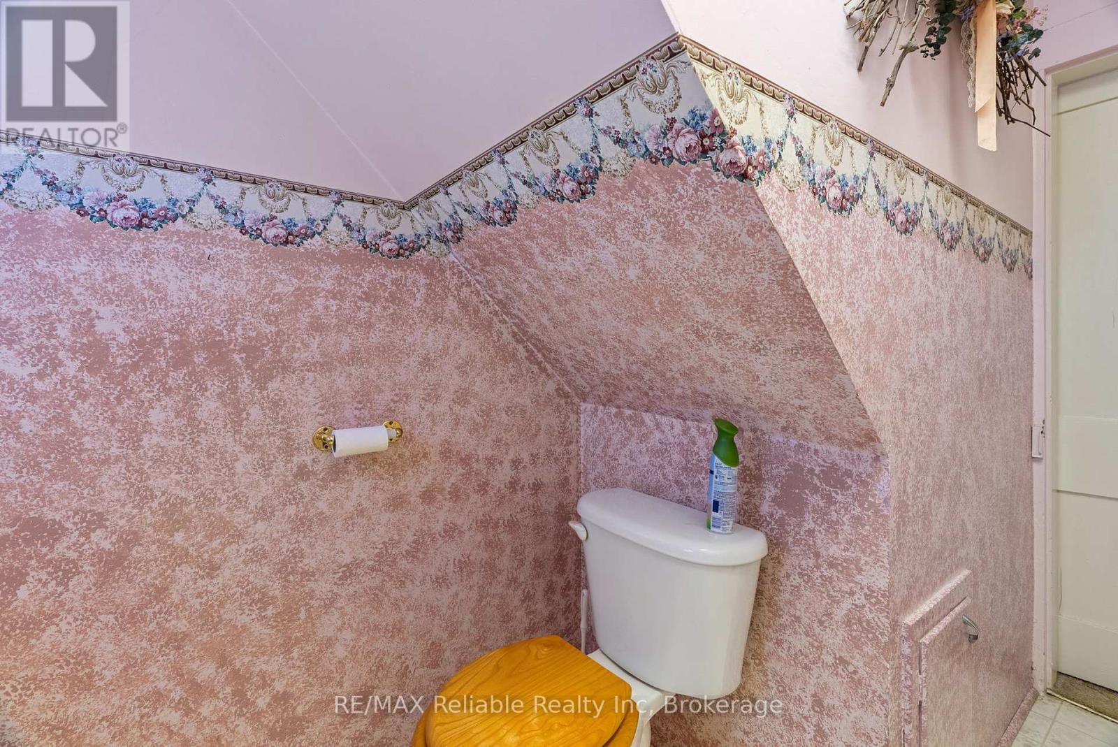 67 Jarvis Street N, Huron East, Ontario  N0K 1W0 - Photo 14 - X12450342