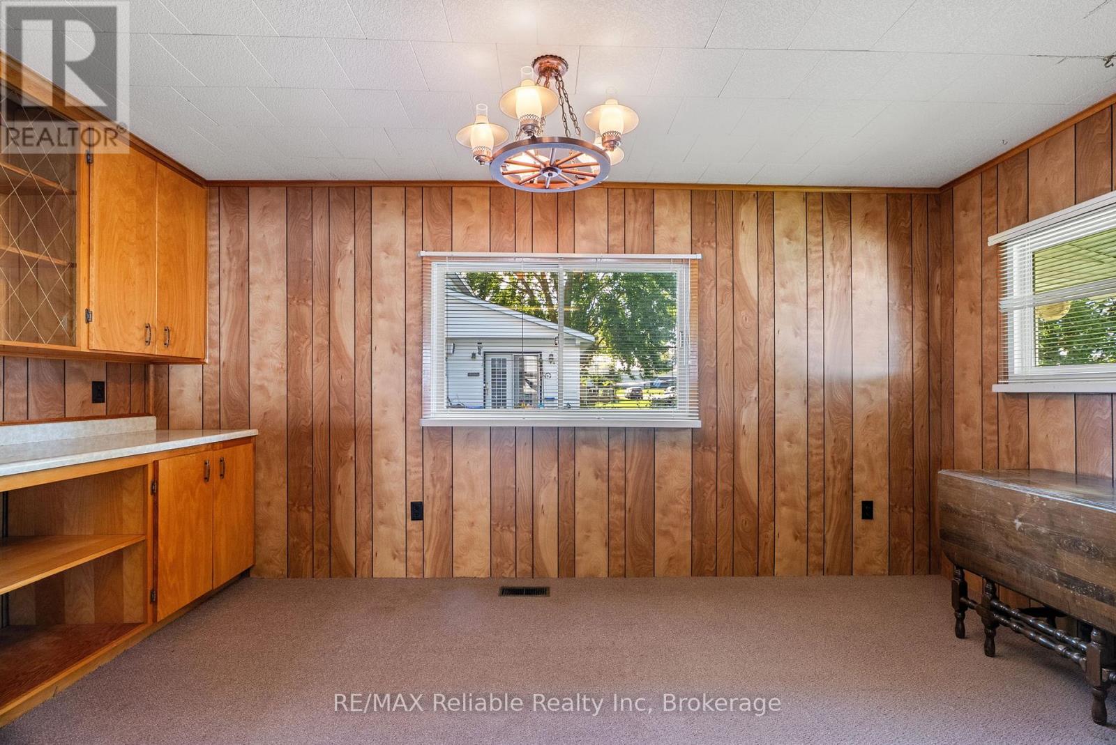 67 Jarvis Street N, Huron East, Ontario  N0K 1W0 - Photo 17 - X12450342