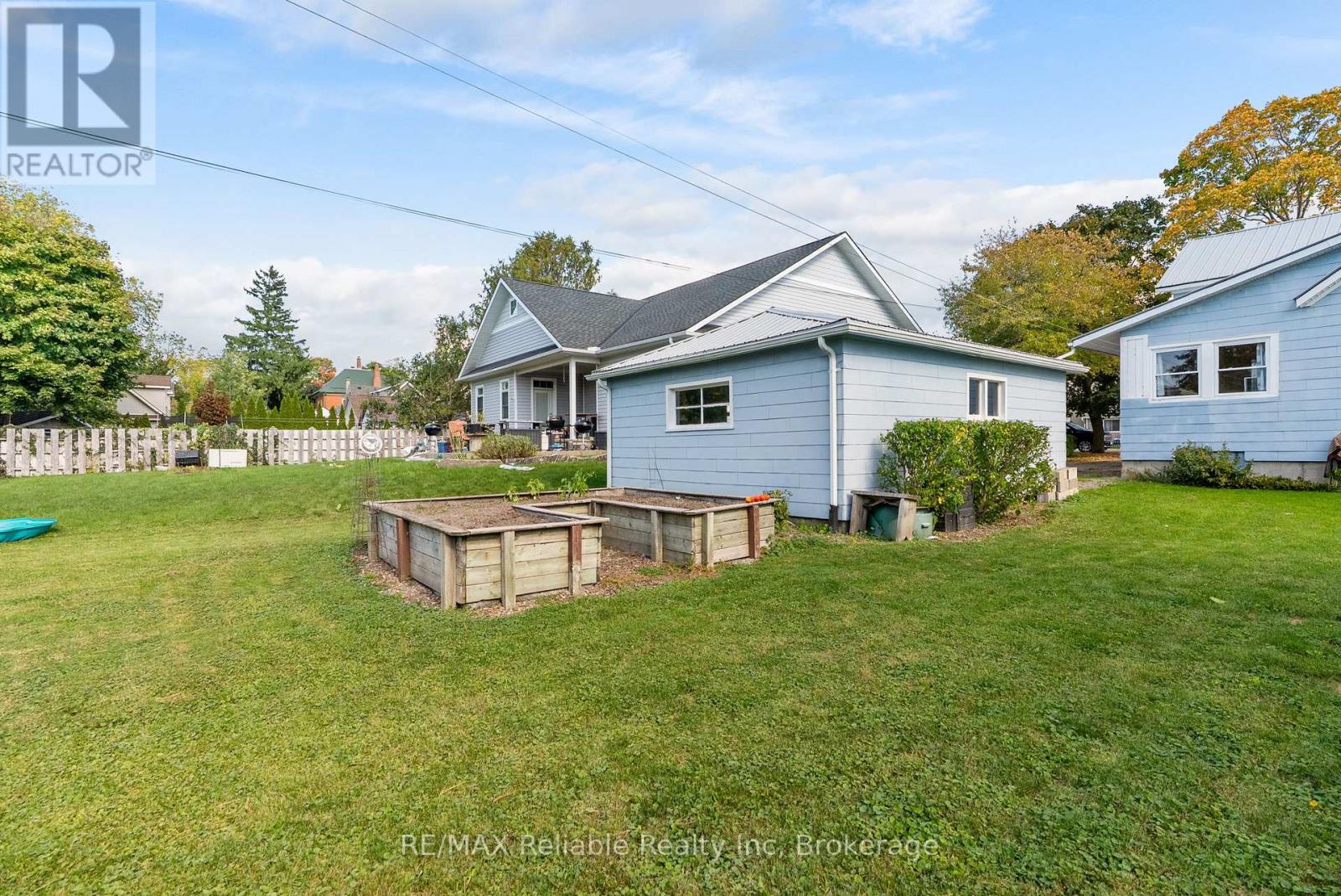 67 Jarvis Street N, Huron East, Ontario  N0K 1W0 - Photo 36 - X12450342