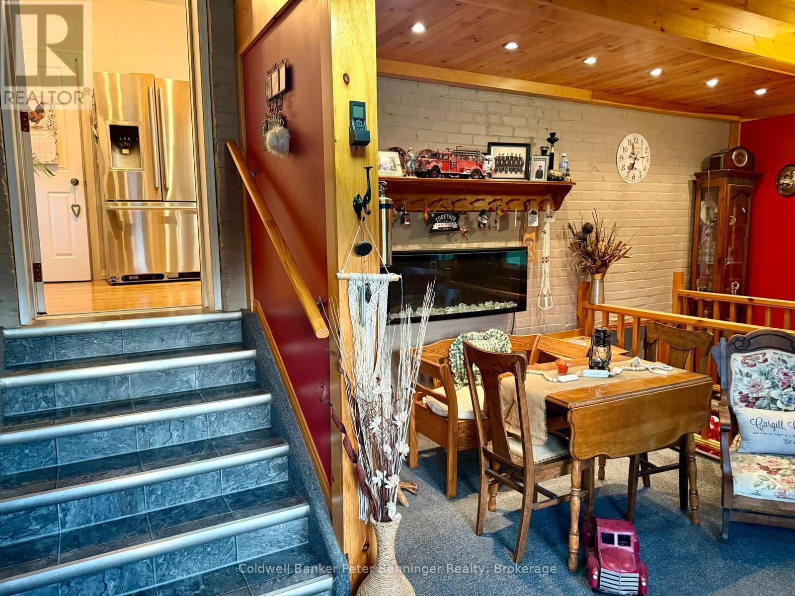 35 King Street, Brockton, Ontario  N0G 1J0 - Photo 18 - X12450354