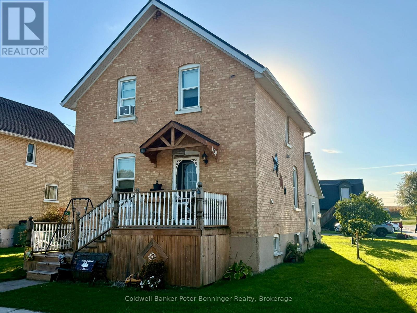 35 King Street, Brockton, Ontario  N0G 1J0 - Photo 2 - X12450354