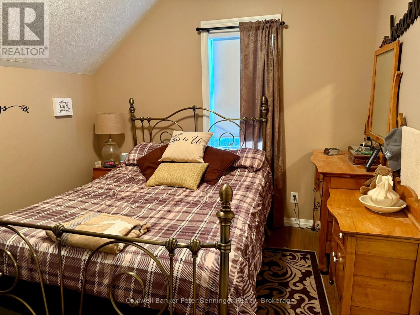 35 King Street, Brockton, Ontario  N0G 1J0 - Photo 20 - X12450354
