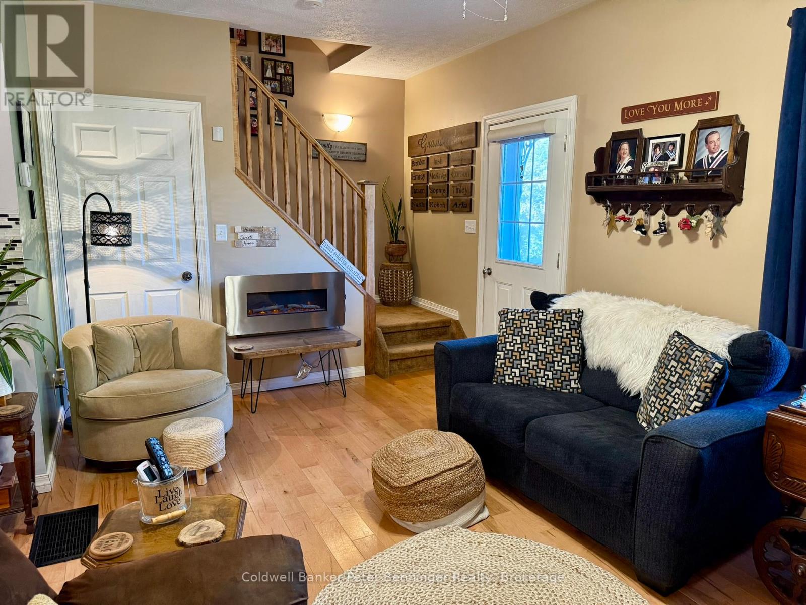 35 King Street, Brockton, Ontario  N0G 1J0 - Photo 7 - X12450354