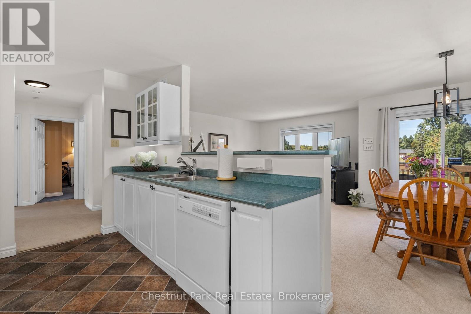 8 Coates Avenue, Bracebridge, Ontario  P1L 1Y5 - Photo 16 - X12450371