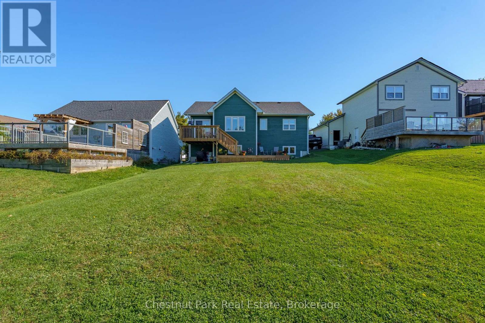 8 Coates Avenue, Bracebridge, Ontario  P1L 1Y5 - Photo 38 - X12450371