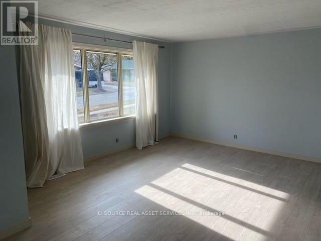 Main Fl - 107 Vancouver Drive, Guelph, Ontario  N1E 2G1 - Photo 8 - X12450253