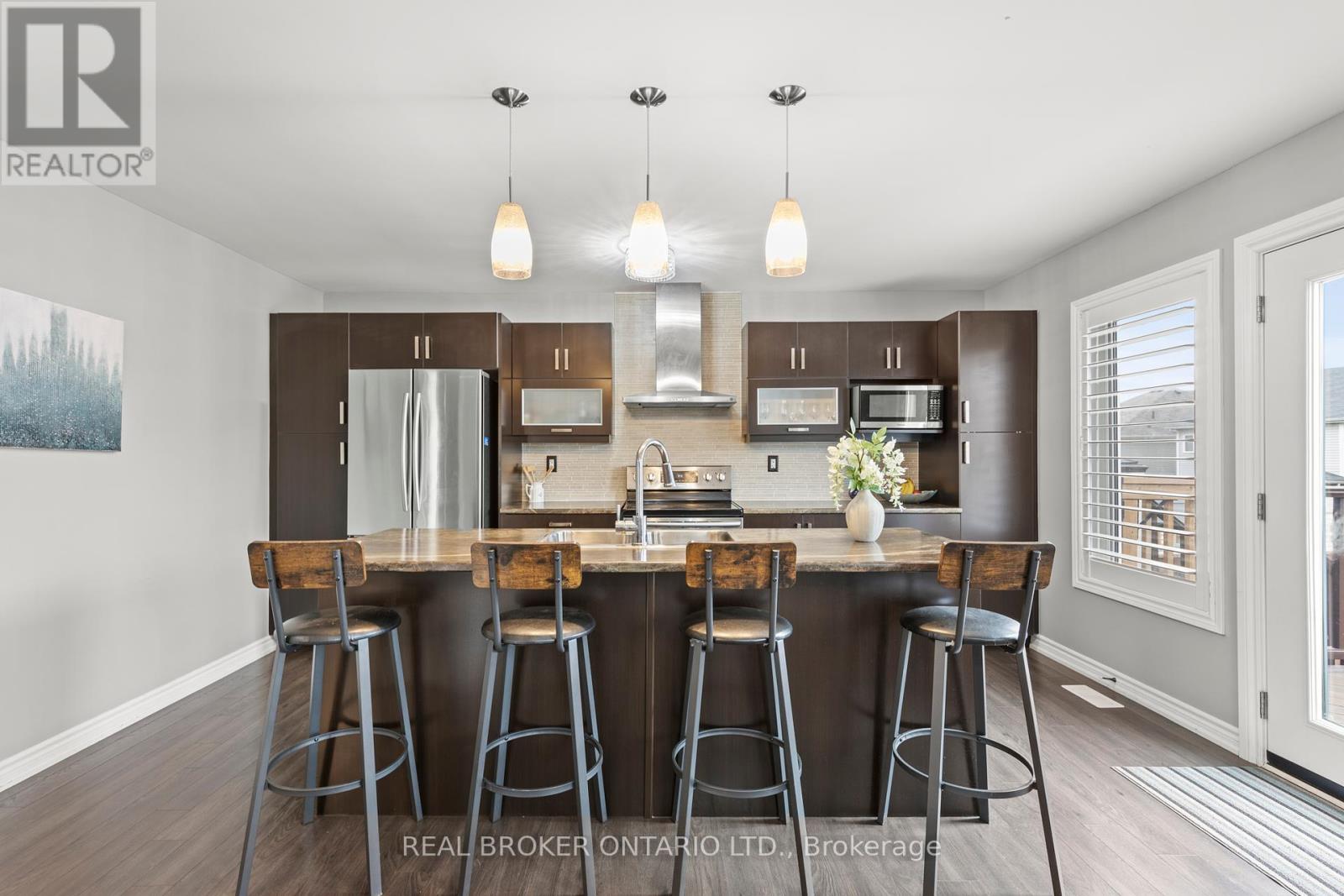 14 Carroll Lane, Brantford, Ontario  N3T 5L5 - Photo 11 - X12450256