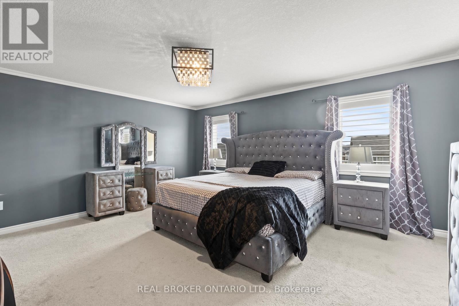 14 Carroll Lane, Brantford, Ontario  N3T 5L5 - Photo 12 - X12450256
