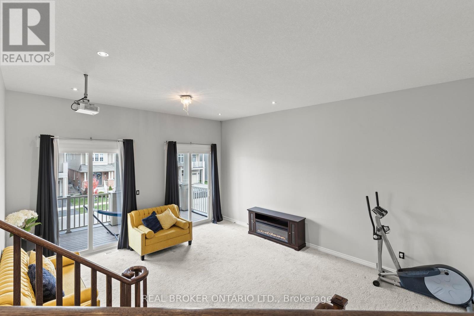 14 Carroll Lane, Brantford, Ontario  N3T 5L5 - Photo 17 - X12450256