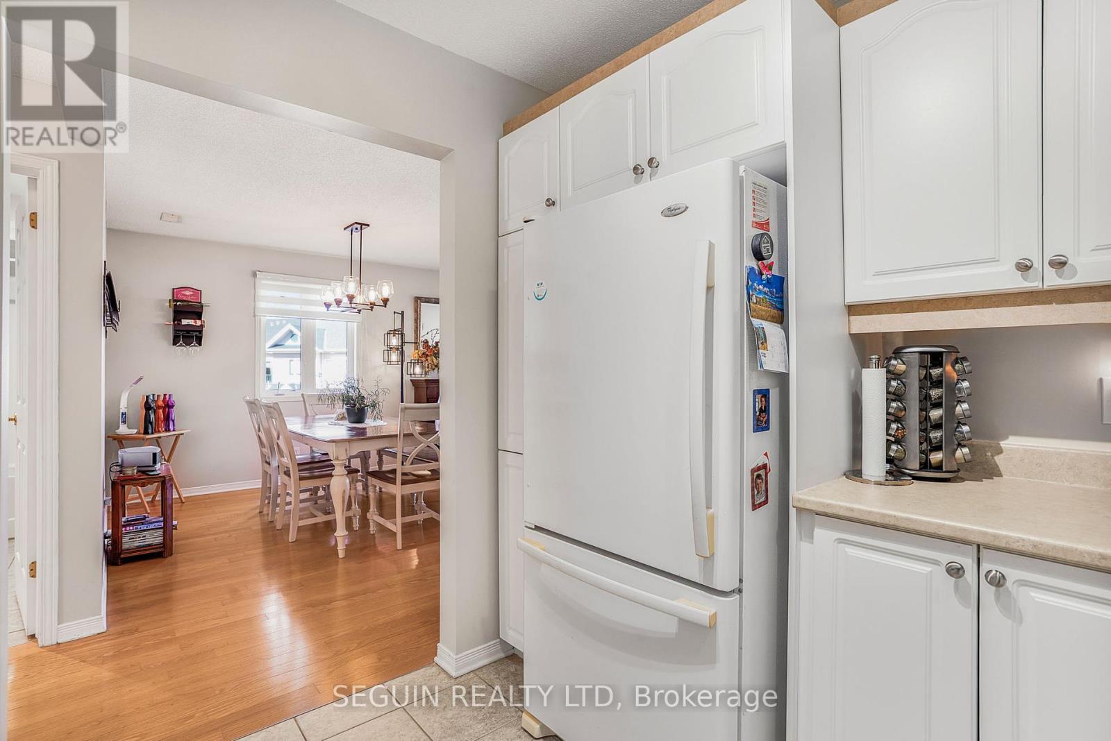 211 - 1505 Clement Street, Hawkesbury, Ontario  K6A 3V8 - Photo 15 - X12450421