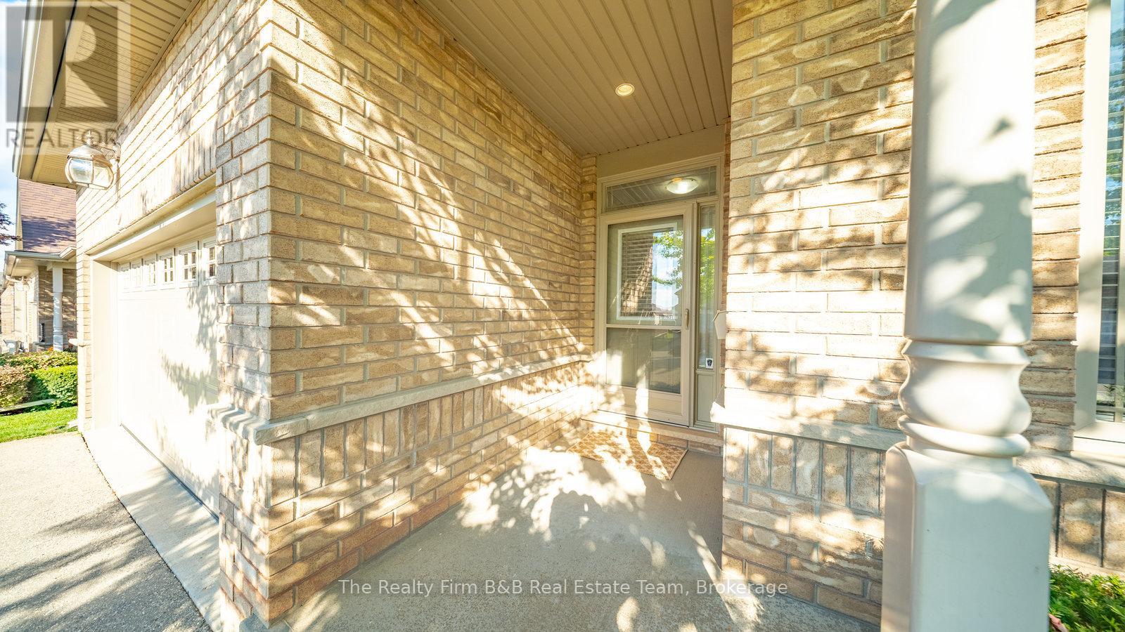 20 - 540 Spitfire Street, Woodstock, Ontario  N4T 0C2 - Photo 5 - X12450382
