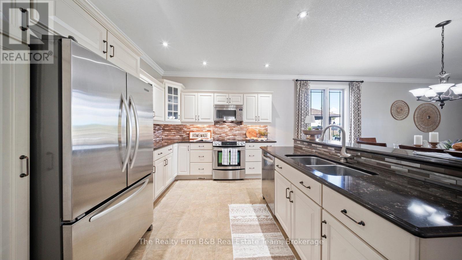 20 - 540 Spitfire Street, Woodstock, Ontario  N4T 0C2 - Photo 9 - X12450382