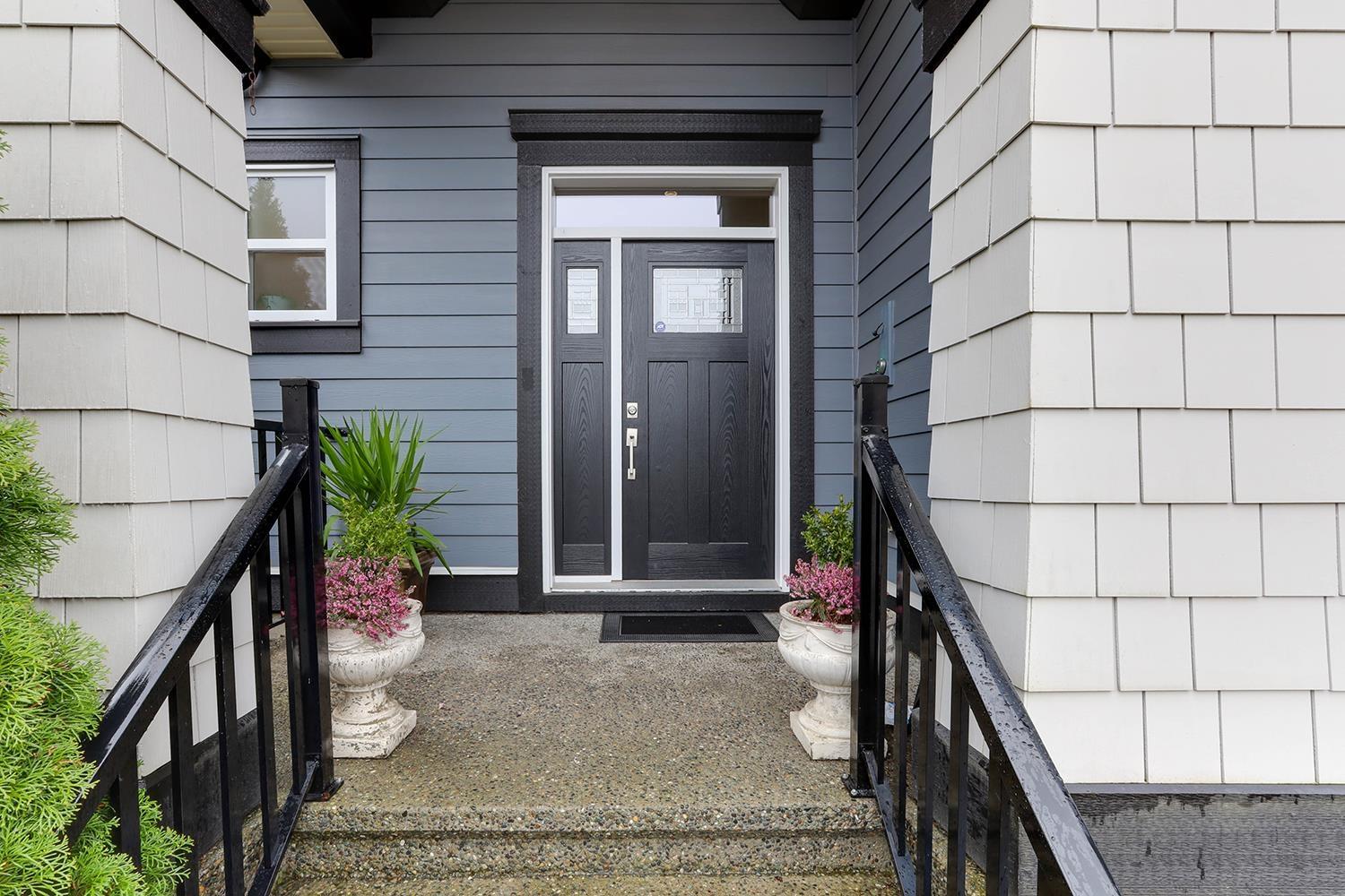 20972 80b Avenue, Langley, British Columbia  V2Y 0R2 - Photo 2 - R3056335
