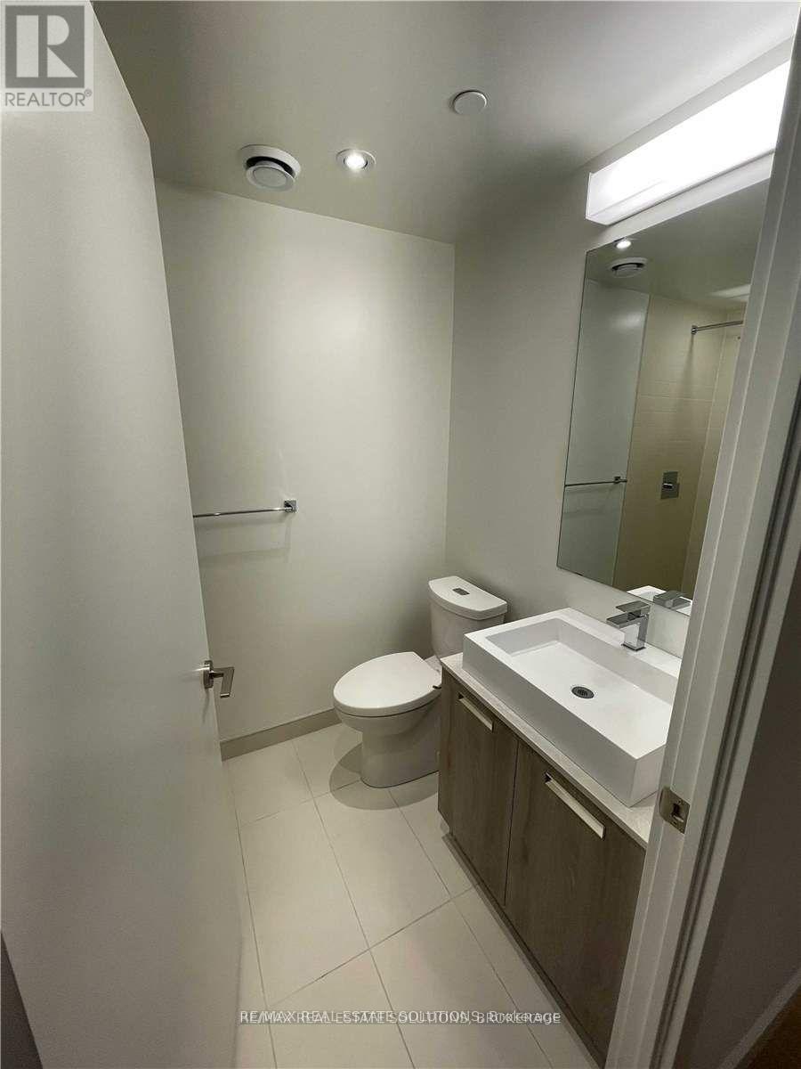 508 - 2a Church Street, Toronto, Ontario  M5E 0E1 - Photo 6 - C12450324