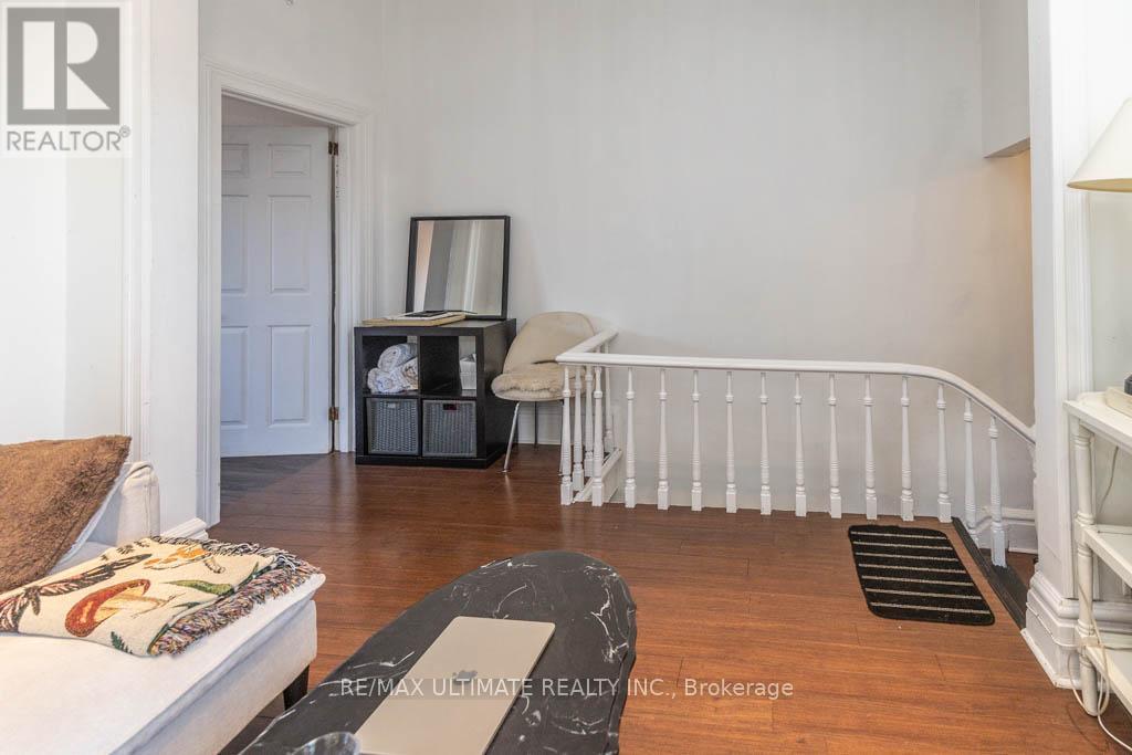 54 Brookfield Street, Toronto, Ontario  M6J 3A9 - Photo 10 - C12450330
