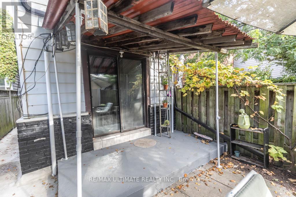 54 Brookfield Street, Toronto, Ontario  M6J 3A9 - Photo 22 - C12450330