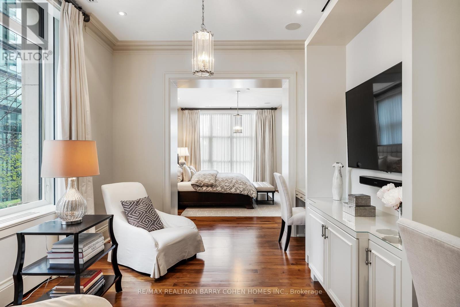 1a - 1 St Thomas Street, Toronto (Bay Street Corridor), Ontario  M5S 3M5 - Photo 18 - C12450351