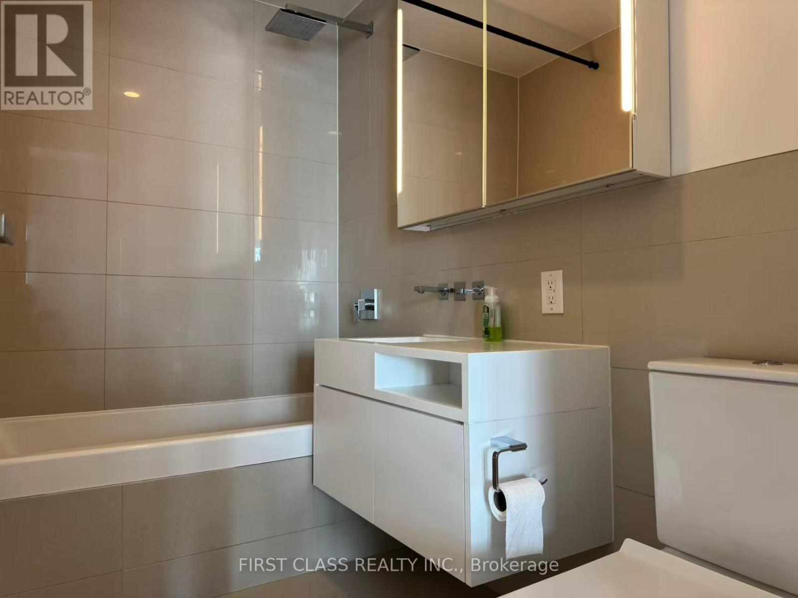 4601 - 45 Charles Street E, Toronto, Ontario  M4Y 1S2 - Photo 8 - C12450391