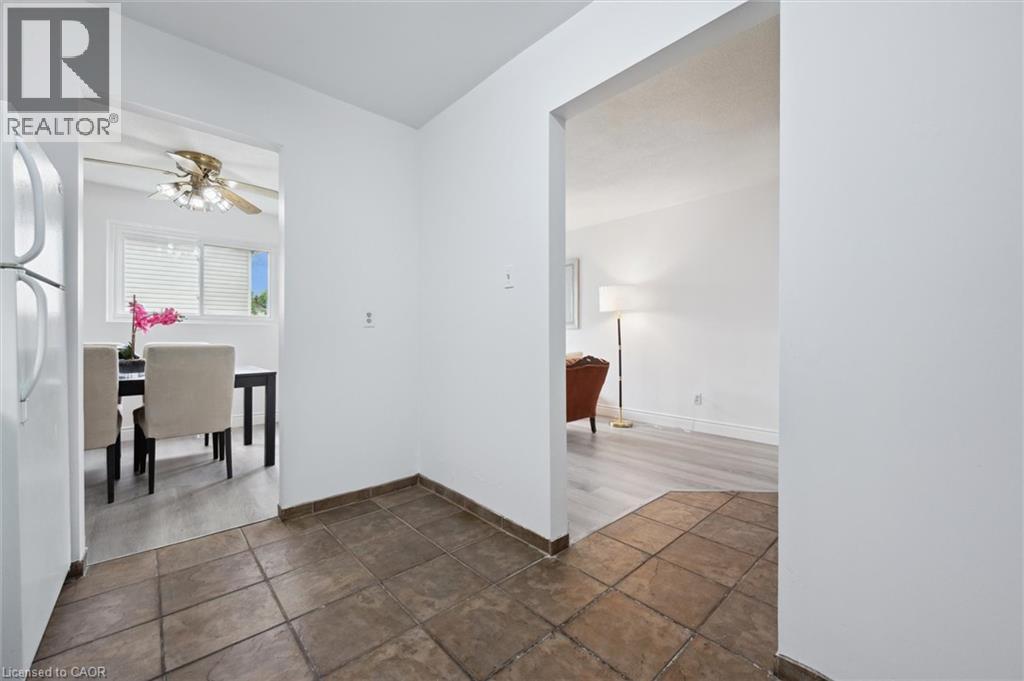302 Bluevale Street N Unit# D, Waterloo, Ontario  N2J 4G3 - Photo 15 - 40726352