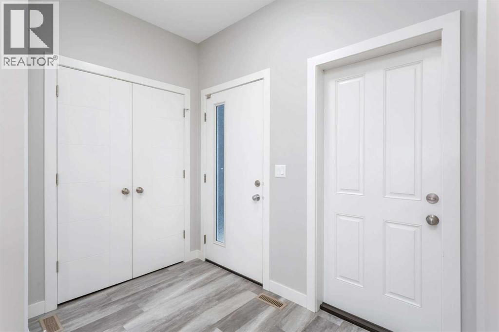 43 Palmer Circle, Blackfalds, Alberta  T4M 0N7 - Photo 4 - A2261797