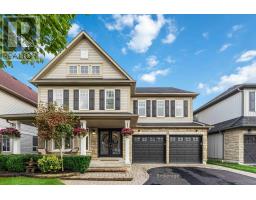 11 CLARIDGE CRESCENT, Whitby, Ontario