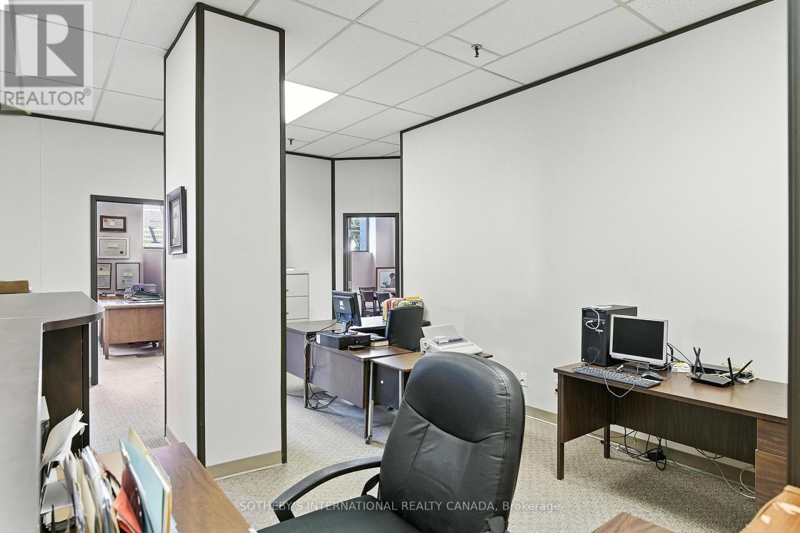 101 - 50 Richmond Street E, Oshawa (O'neill), Ontario  L1G 7C9 - Photo 10 - E12450439