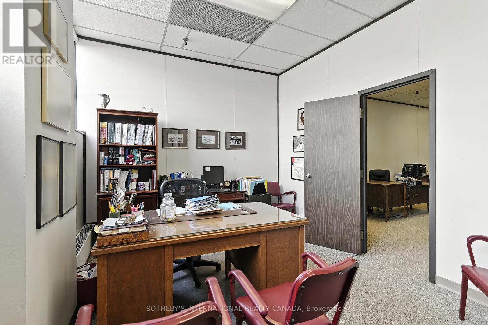 101 - 50 Richmond Street E, Oshawa (O'neill), Ontario  L1G 7C9 - Photo 14 - E12450439