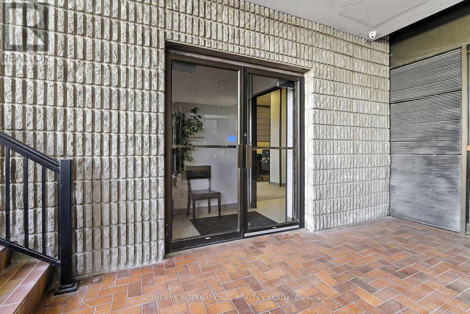 101 - 50 Richmond Street E, Oshawa (O'neill), Ontario  L1G 7C9 - Photo 3 - E12450439