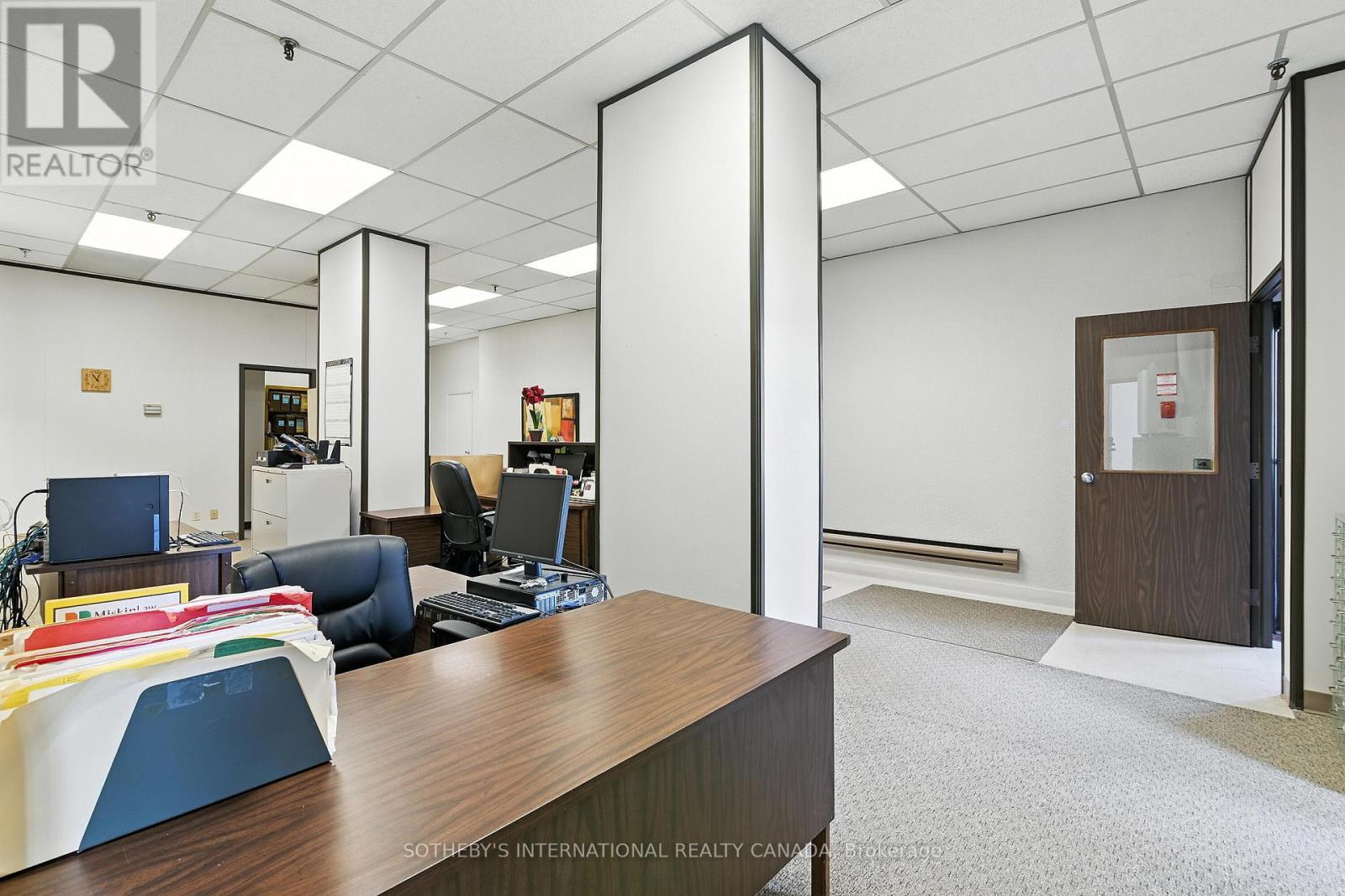 101 - 50 Richmond Street E, Oshawa (O'neill), Ontario  L1G 7C9 - Photo 5 - E12450439