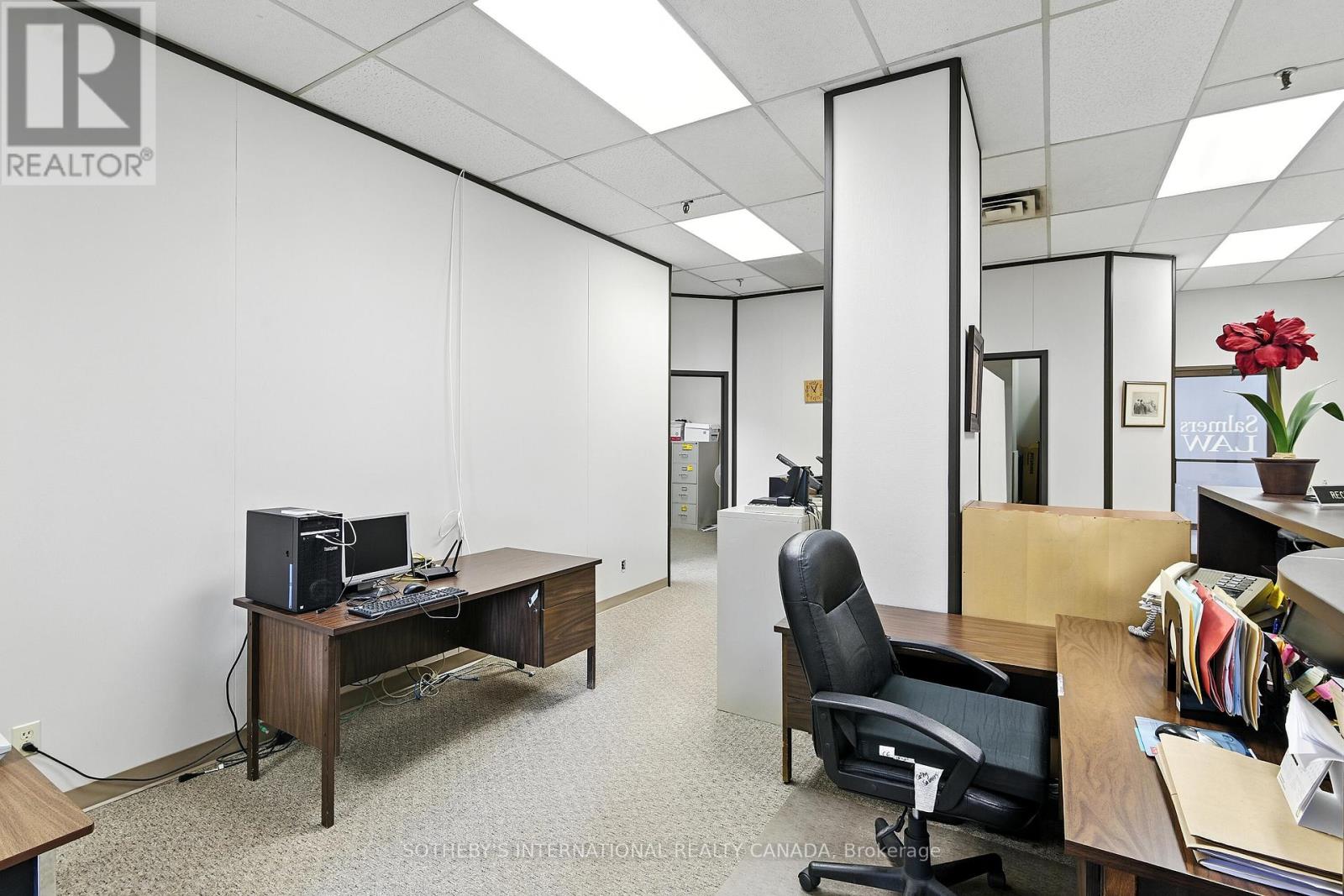 101 - 50 Richmond Street E, Oshawa (O'neill), Ontario  L1G 7C9 - Photo 6 - E12450439
