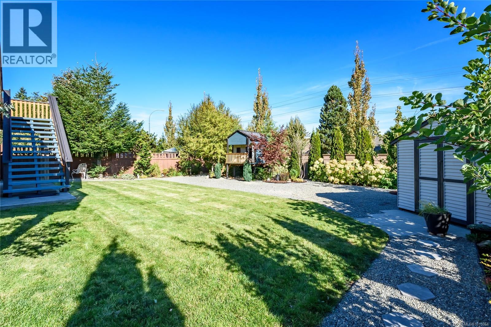 890 Waddington Cres, Courtenay, British Columbia  V9N 9H7 - Photo 14 - 1015964