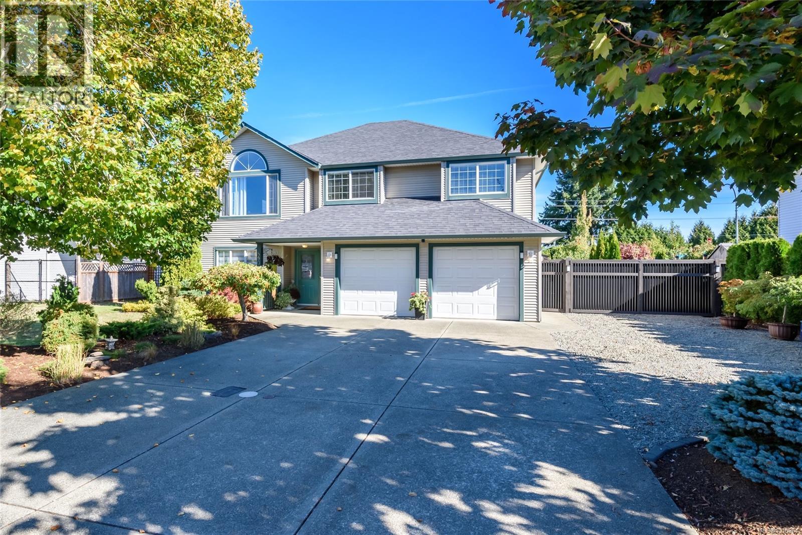 890 Waddington Cres, Courtenay, British Columbia