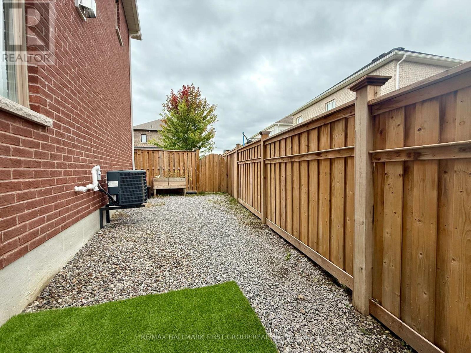 12 Crombie Street, Clarington, Ontario  L1C 4A1 - Photo 20 - E12447188