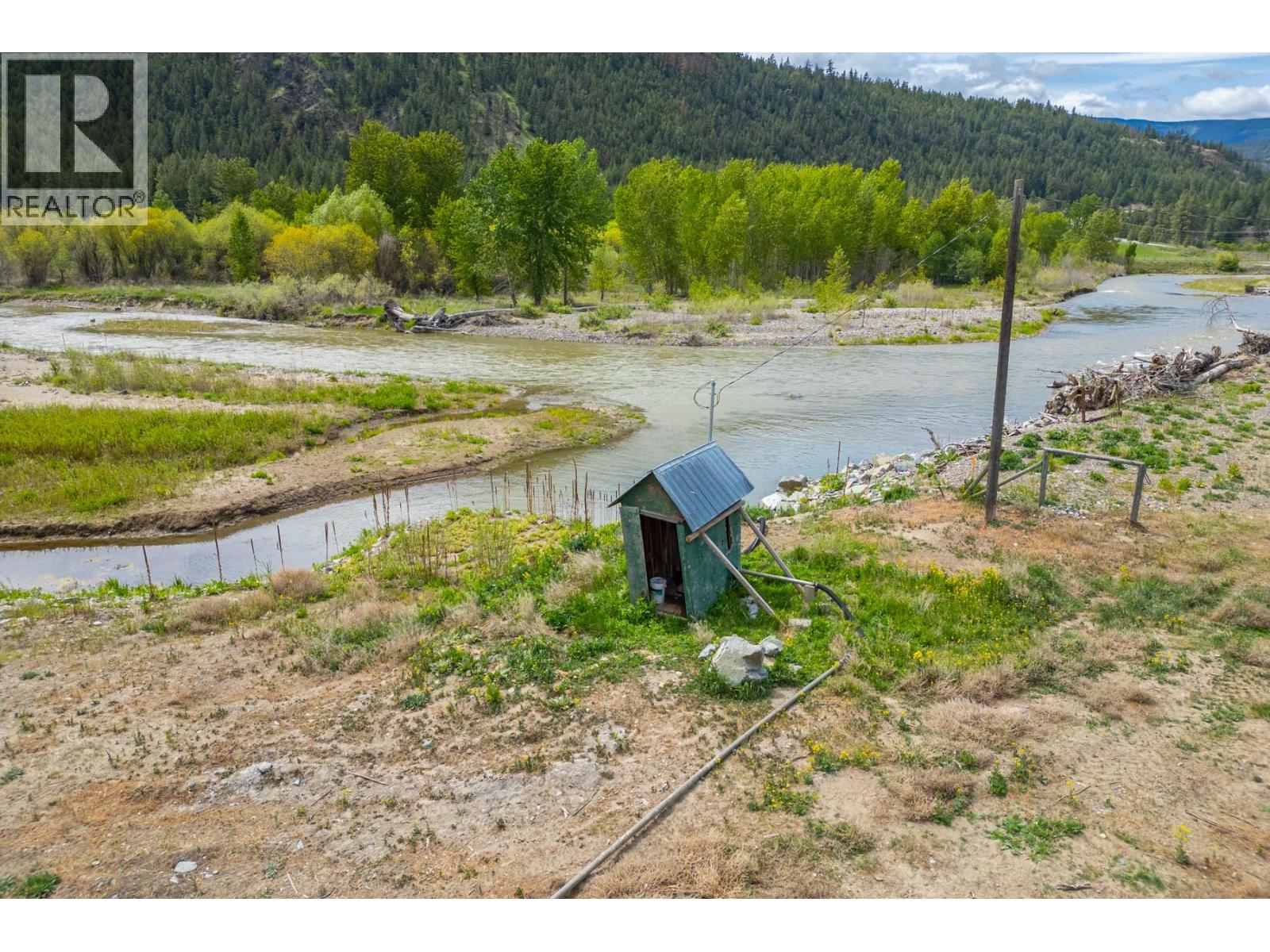 2225 Hazelhurst Road, Merritt, British Columbia  V1K 1N7 - Photo 6 - 10348446