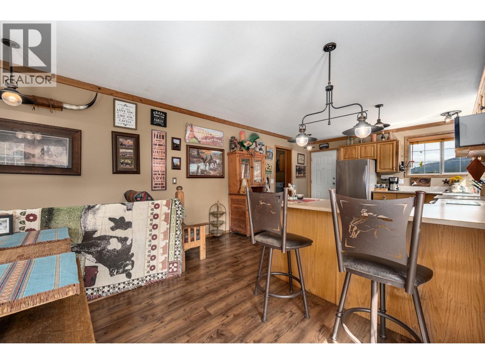 2225 Hazelhurst Road, Merritt, British Columbia  V1K 1N7 - Photo 21 - 10348446