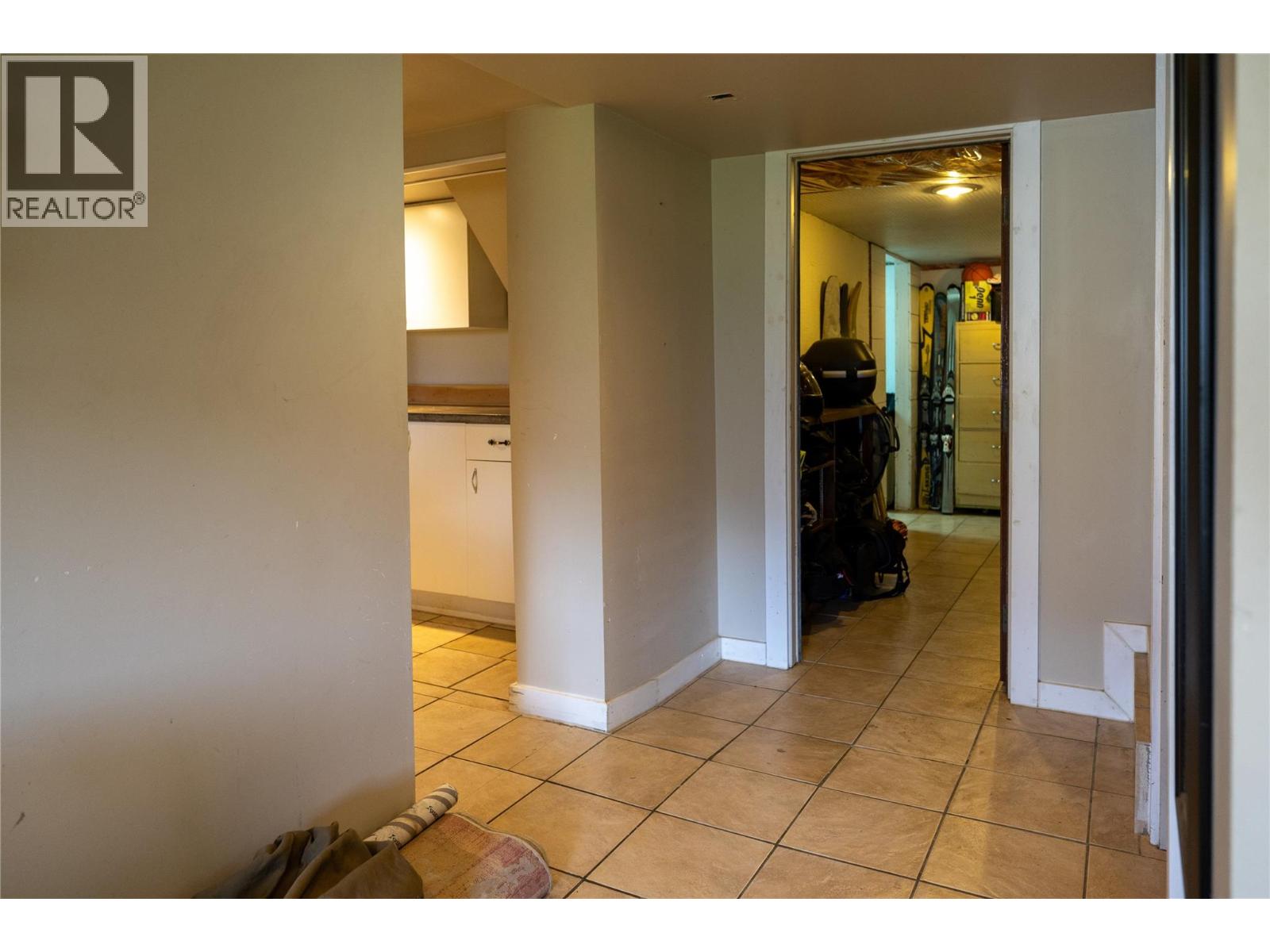 1324 Cedar Street, Nelson, British Columbia  V1L 2E8 - Photo 77 - 10359200