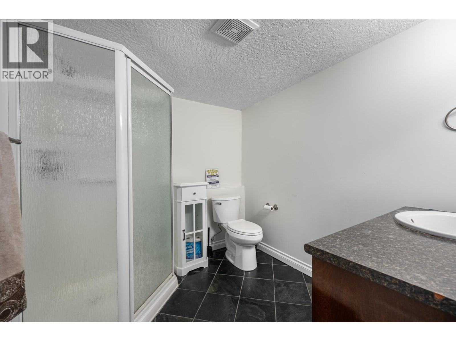 4150 Walters Street, Merritt, British Columbia  V1K 1C6 - Photo 45 - 10362417