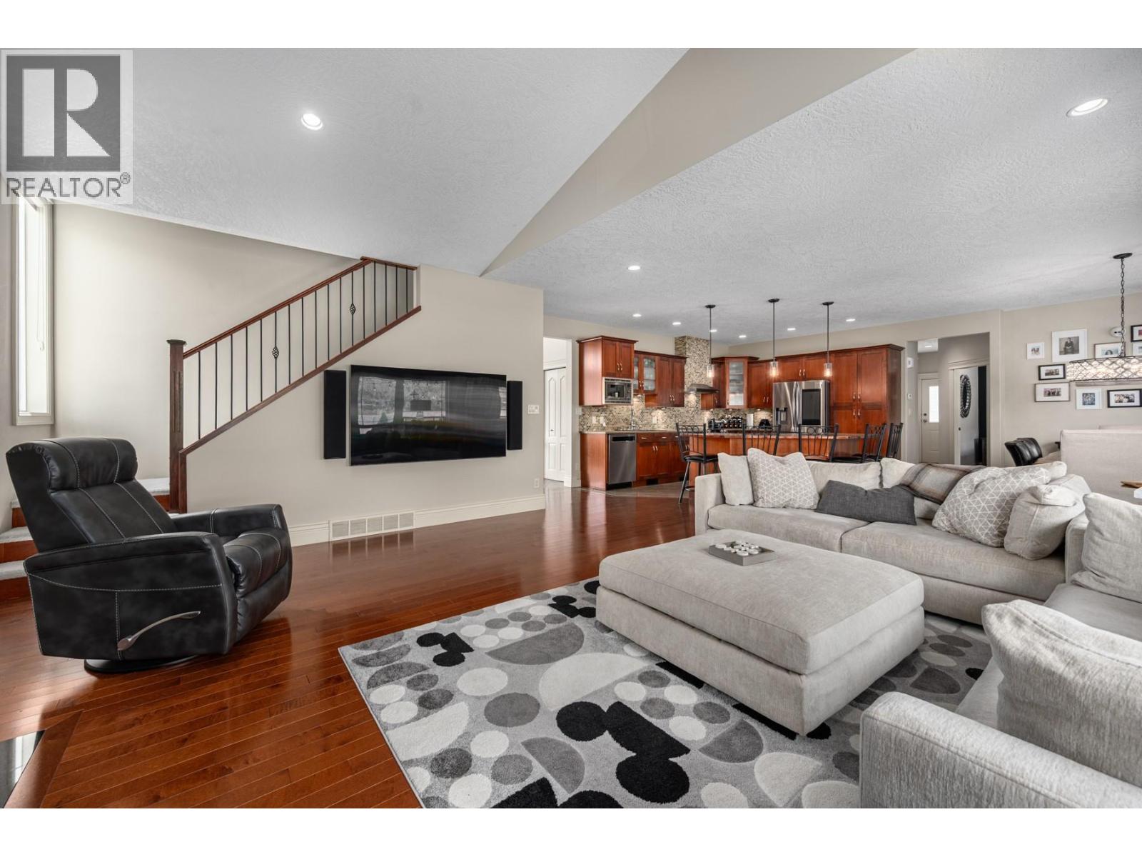 4150 Walters Street, Merritt, British Columbia  V1K 1C6 - Photo 16 - 10362417