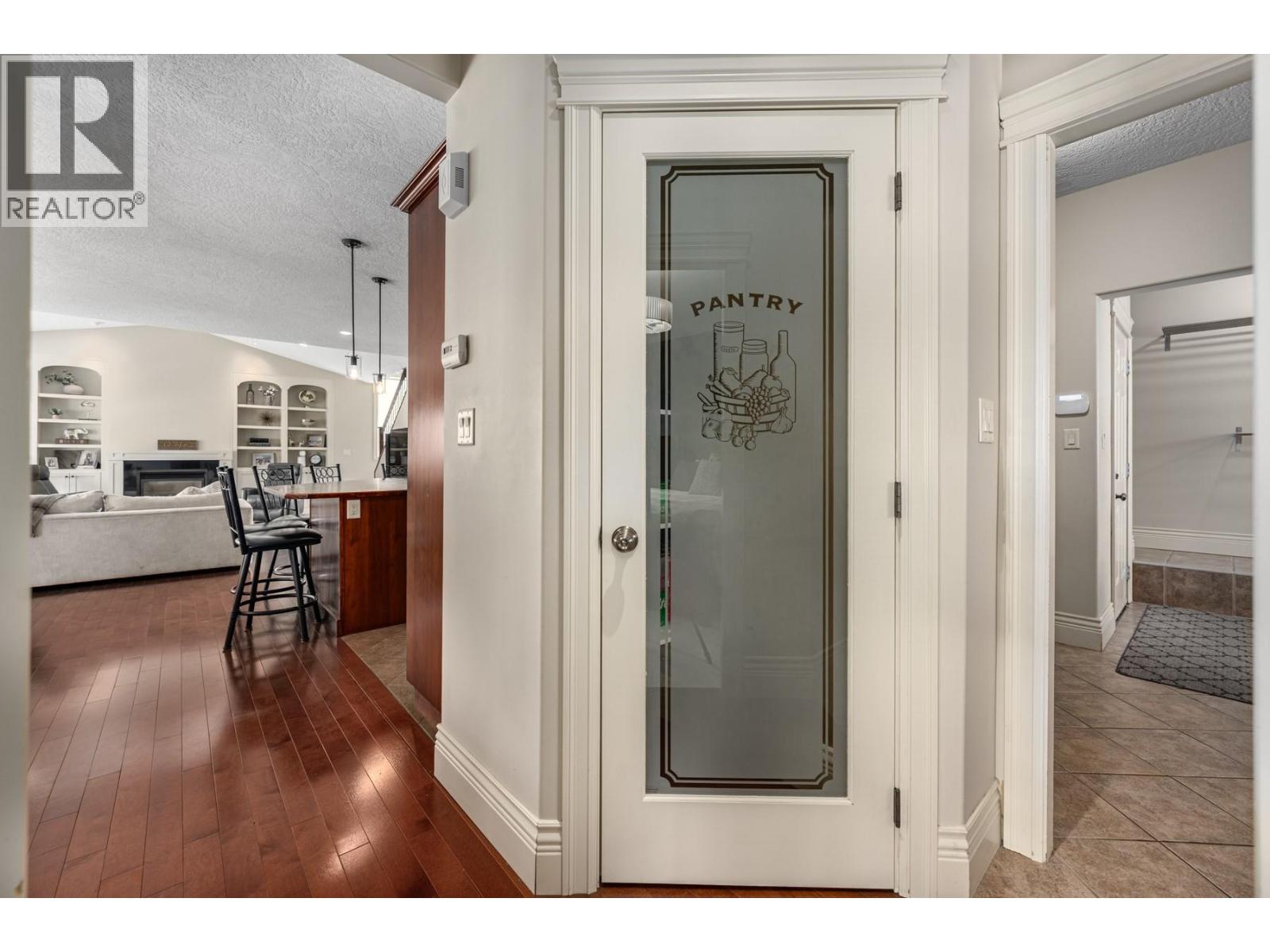 4150 Walters Street, Merritt, British Columbia  V1K 1C6 - Photo 14 - 10362417