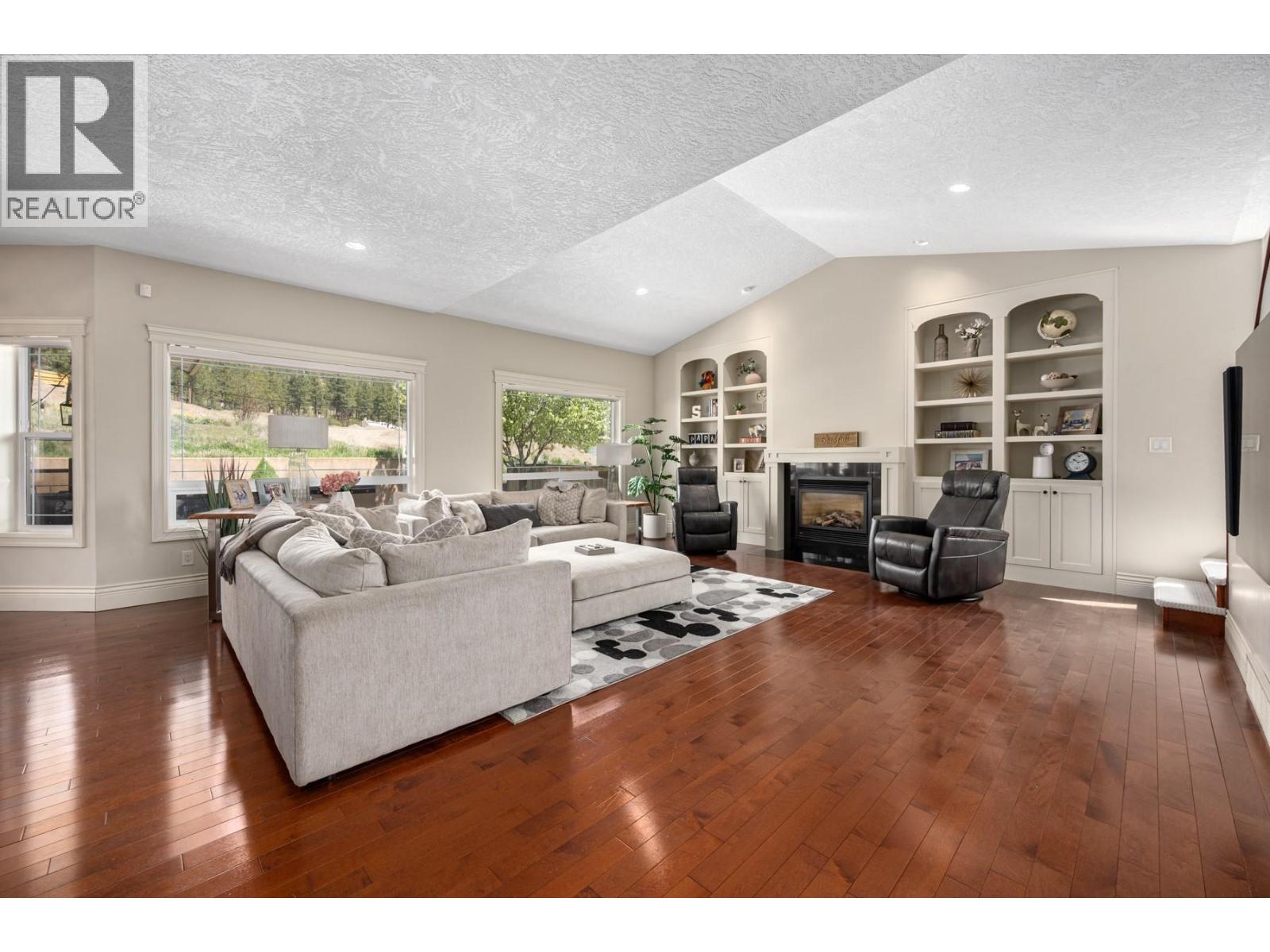 4150 Walters Street, Merritt, British Columbia  V1K 1C6 - Photo 15 - 10362417