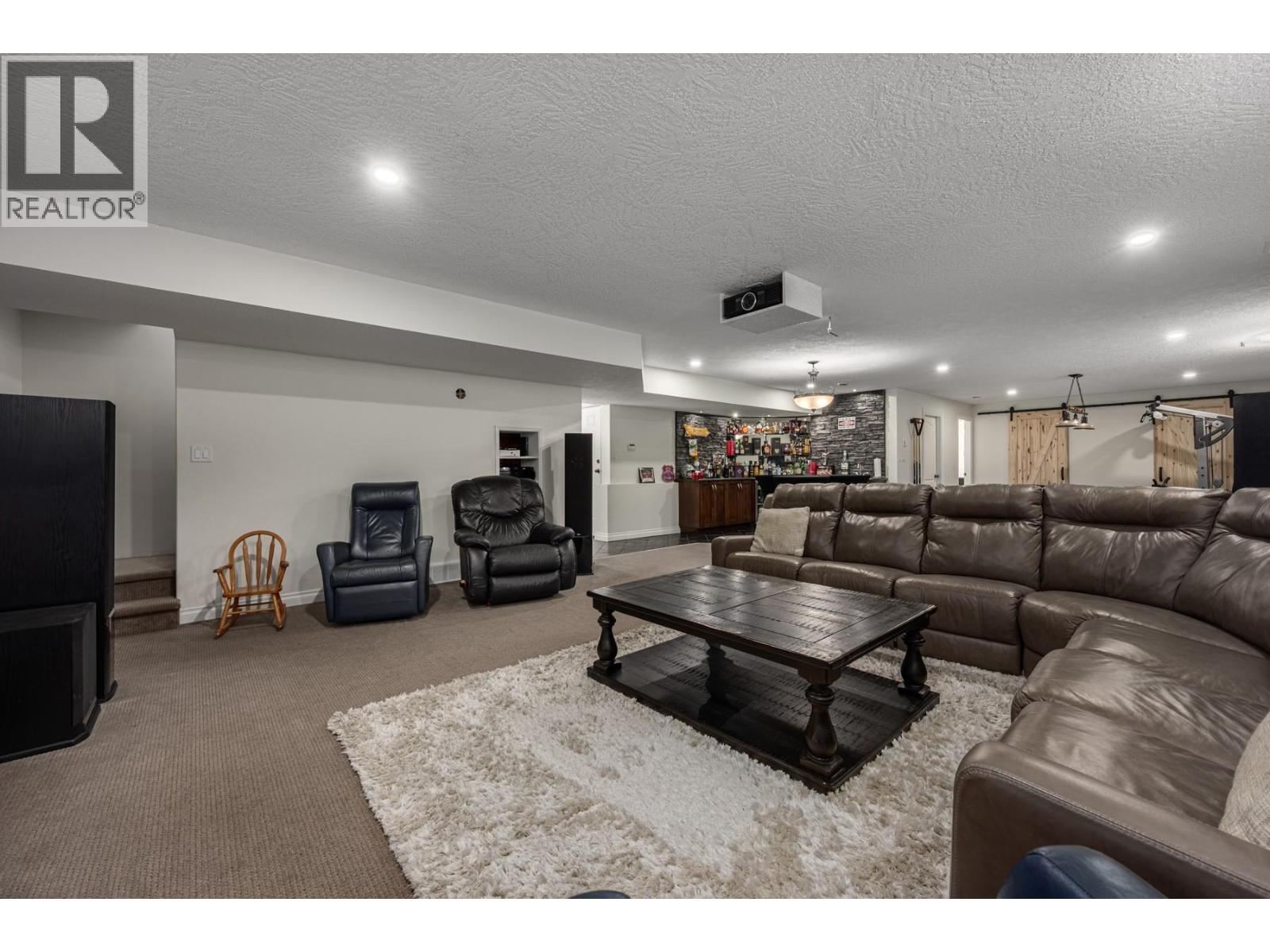 4150 Walters Street, Merritt, British Columbia  V1K 1C6 - Photo 39 - 10362417