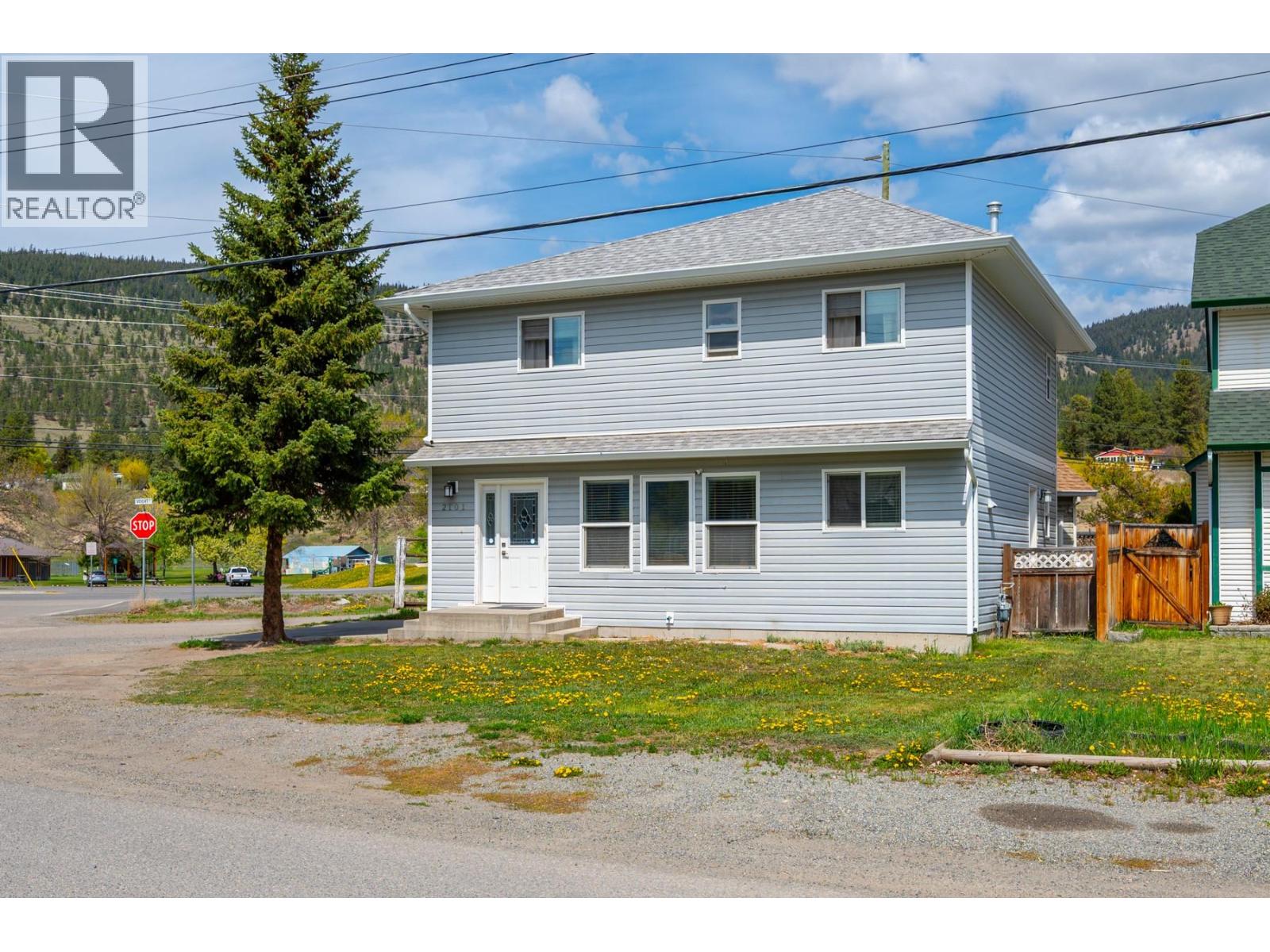 2101 Blackwell Avenue, Merritt, British Columbia  V1K 1H7 - Photo 4 - 10363997