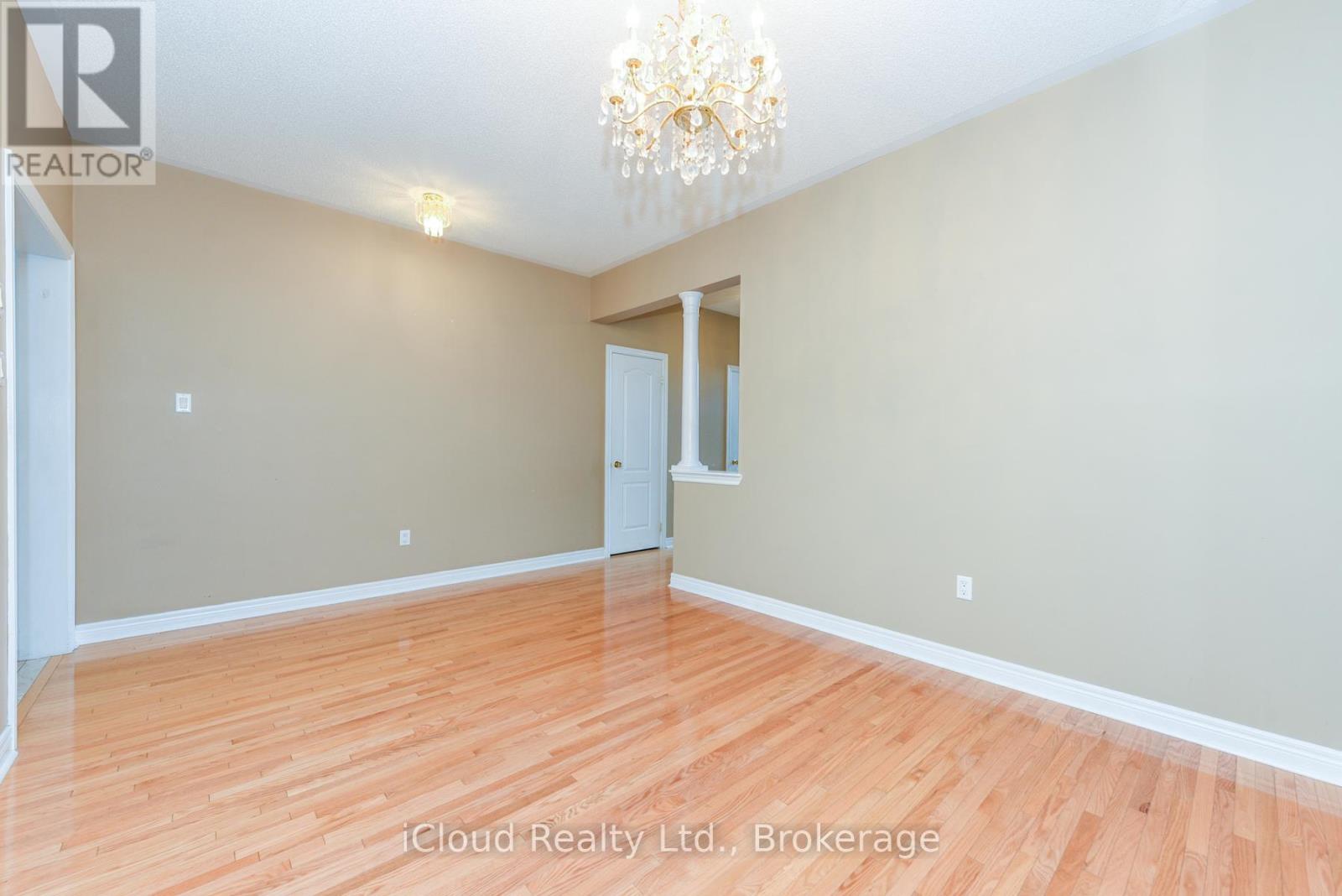 15 Cooperage Street, Brampton, Ontario  L6Y 5J2 - Photo 11 - W12322423